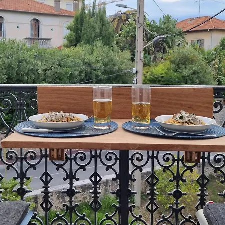 Maison Apartment
